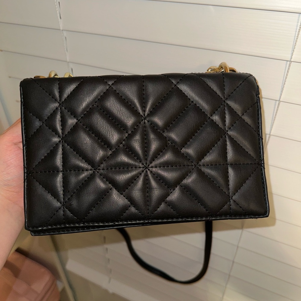 Elegant Black Quilted Crossbody Bag